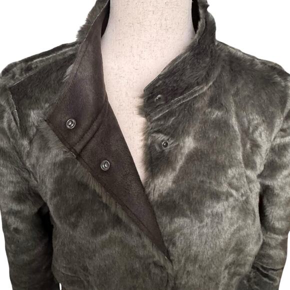 NWT Dylan Faux Leather Faux Fur Reversible Coat | Brown Gray | Women’s Small - Picture 11 of 15